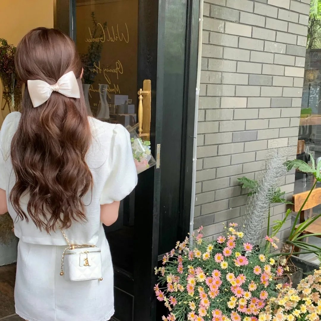 赤俄艳探